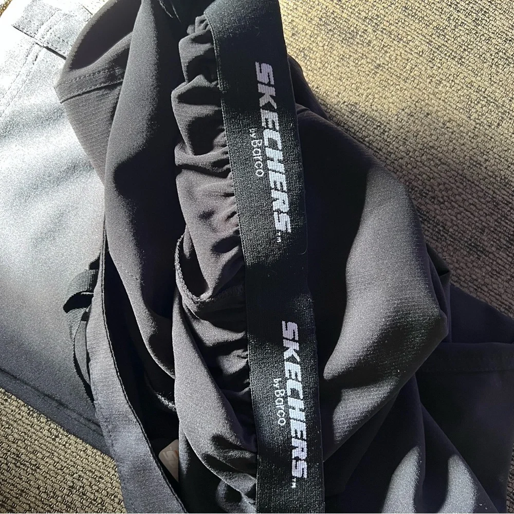 Skechers Women’s Black Scrub Pants - Picture 6 of 7